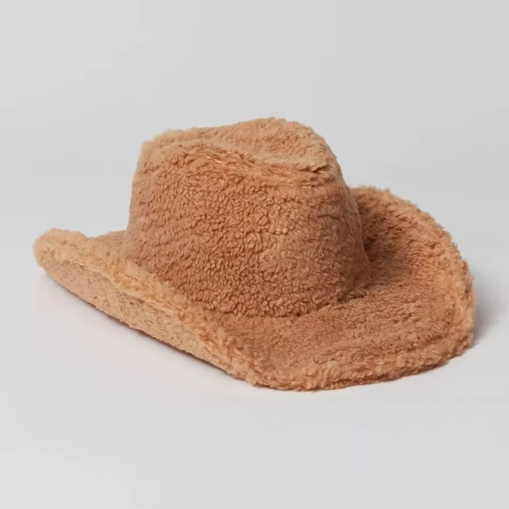 - SOLD - NEW UO Sherpa Cowboy Hat - Picture 6 of 6